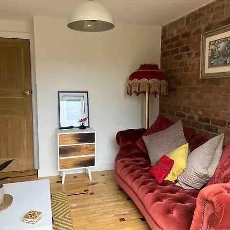 Apartment The Snug@bournville *